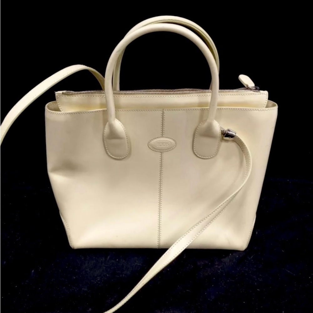 Tod’s Ivory Leather Shoulder Bag / Tote / Purse *EXC